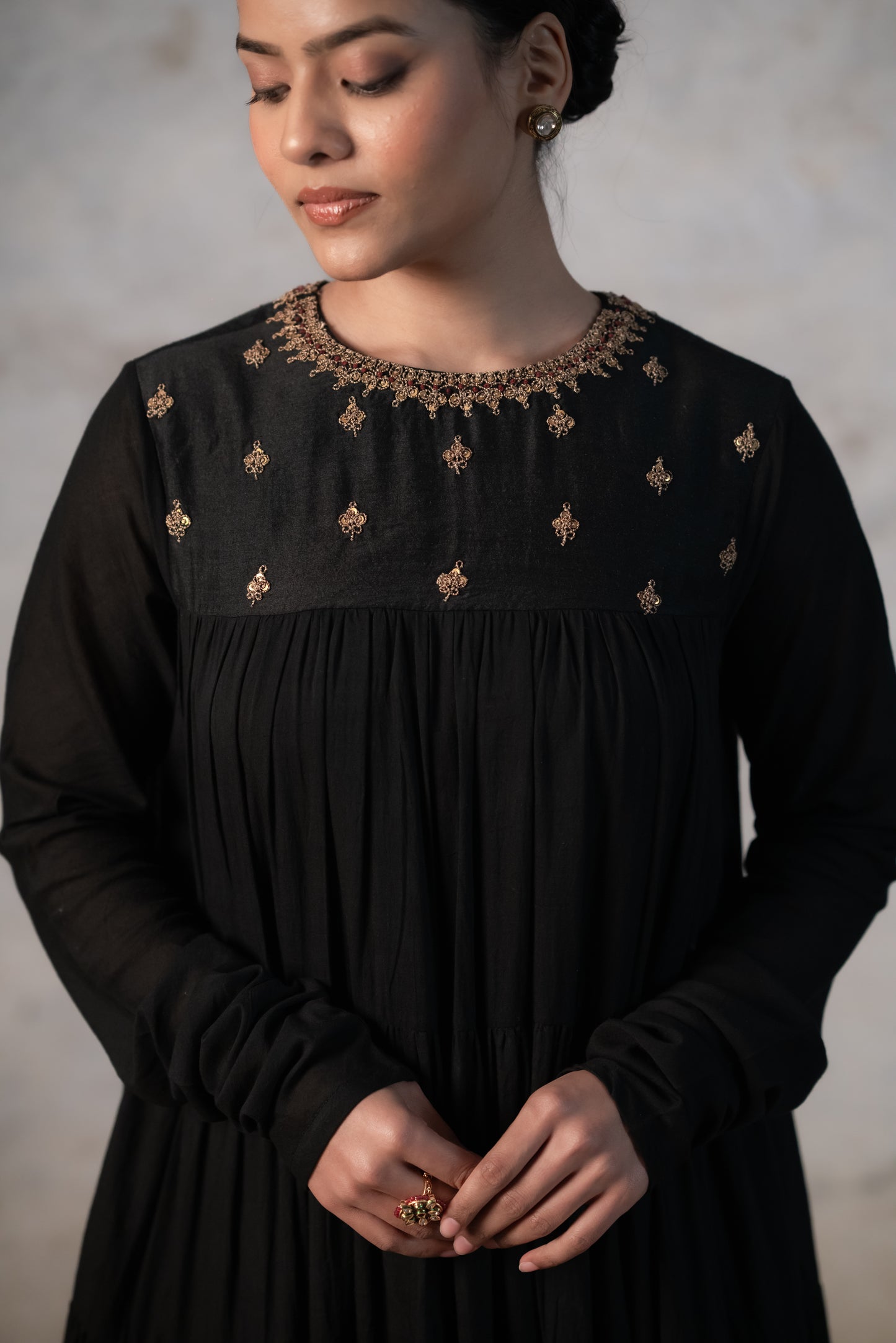 BLACK TIERED MUL ANARKALI